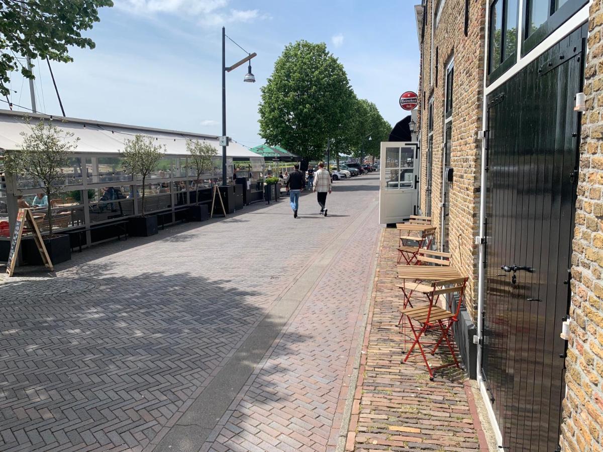 Pakhuis Aan De Haven - Bakboord Zierikzee Εξωτερικό φωτογραφία
